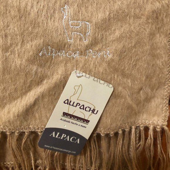 Alpaca Scarf - Picture 2 of 3